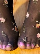 amateur feet pantyhose 